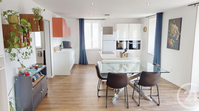 Afficher la photo en grand Appartement F4 à vendre - 4 pièces - 90.57 m2 - MORTEAU - 25 - FRANCHE-COMTE - Century 21 Avenir Immobilier